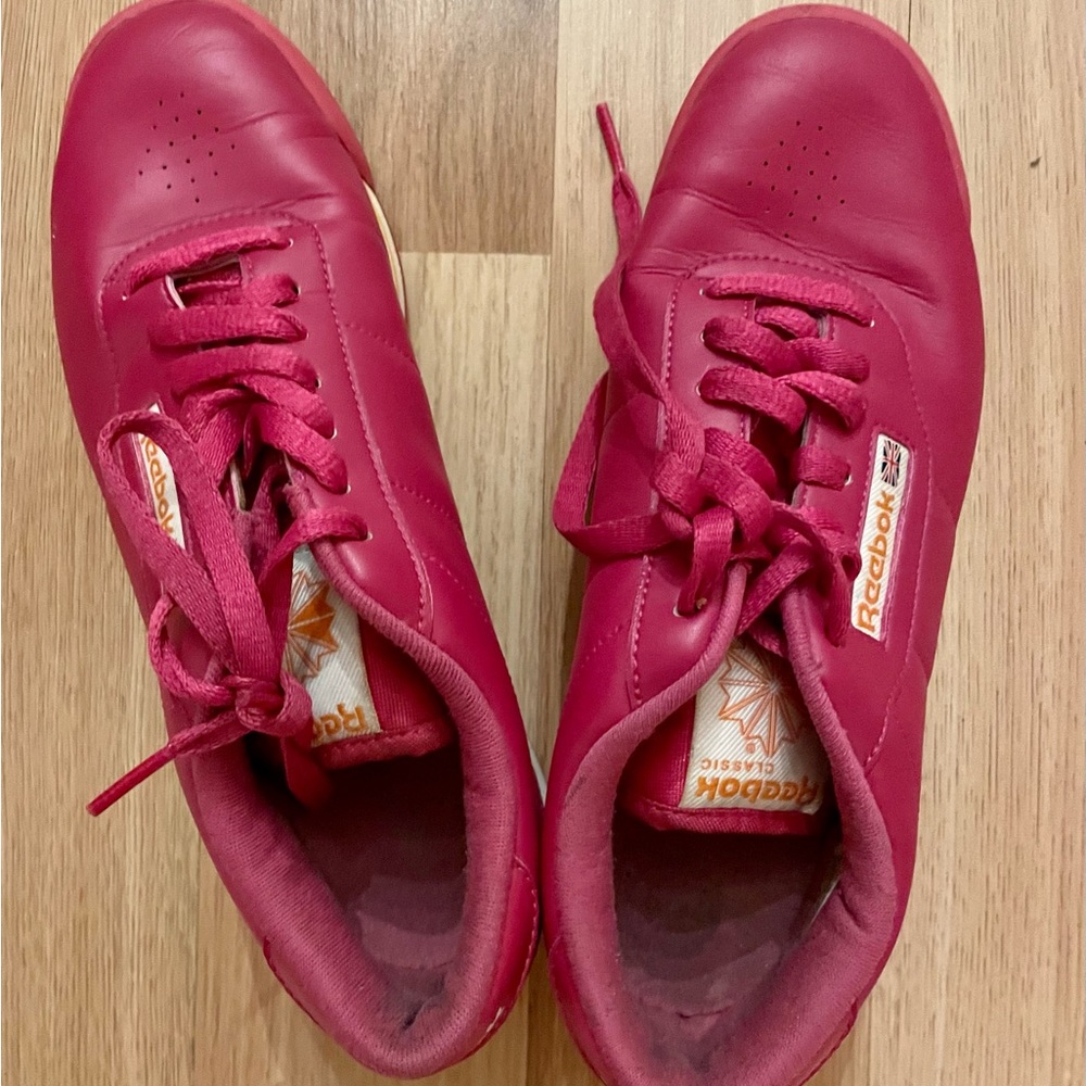 Reebok Classic Leather Pink Sneakers